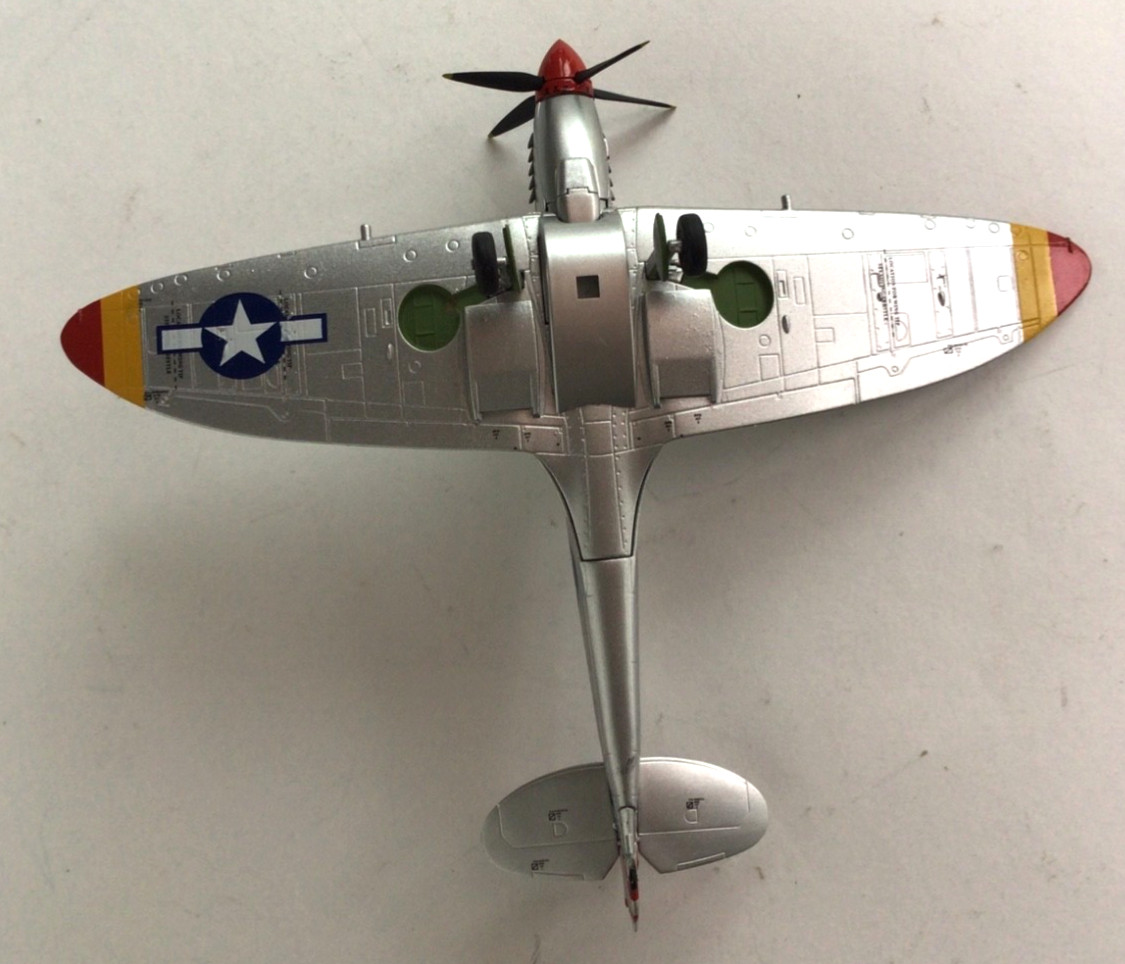 Sky Guardians WTW-72-002-013 Spitfire Mk VIII U.S. Army Air Force 307 Italy 1:72