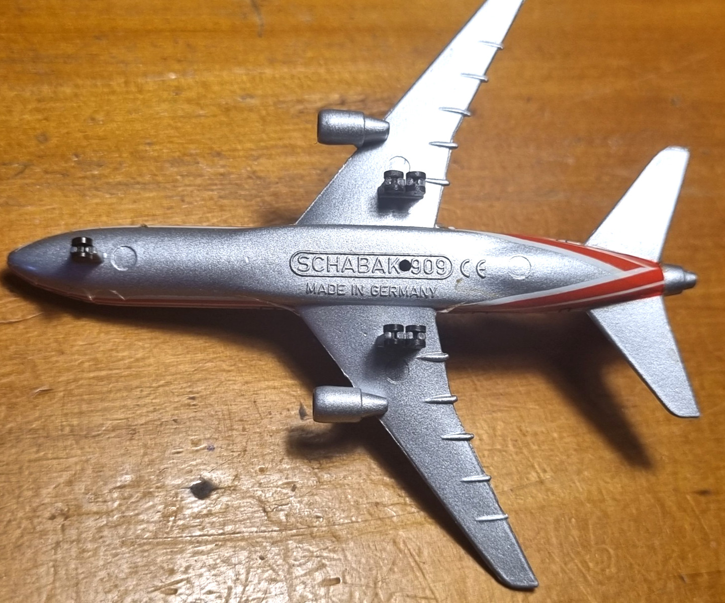 TWA. Lockheed L-1011 Tristar . Schabak #909/10 Scale 1:600. Boxed Model