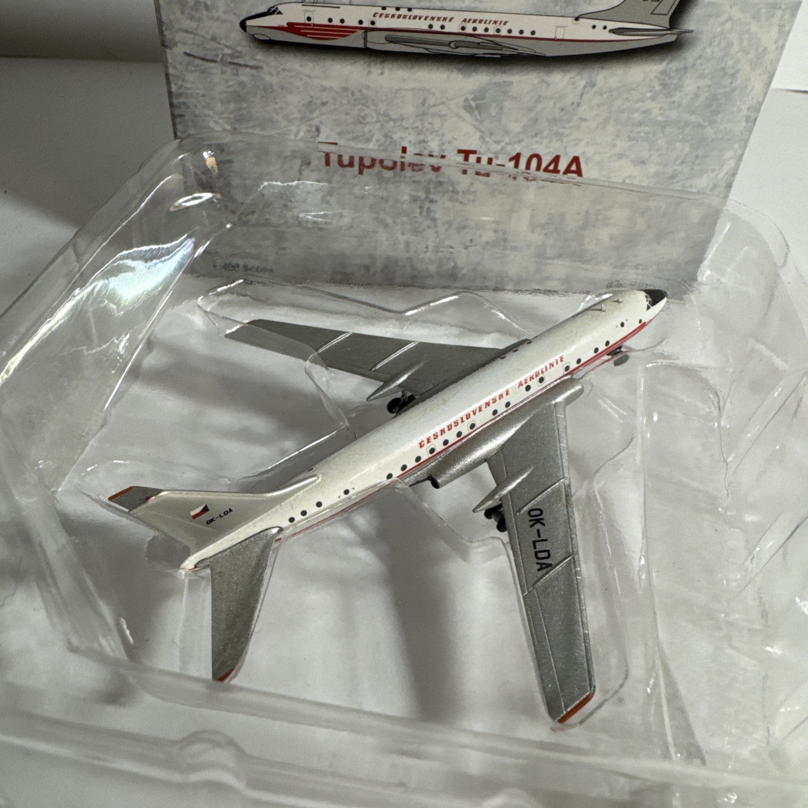 Retro Models RETRO4001 ČSA Tupolev TU-104A OK-LDA 1:400 Boxed