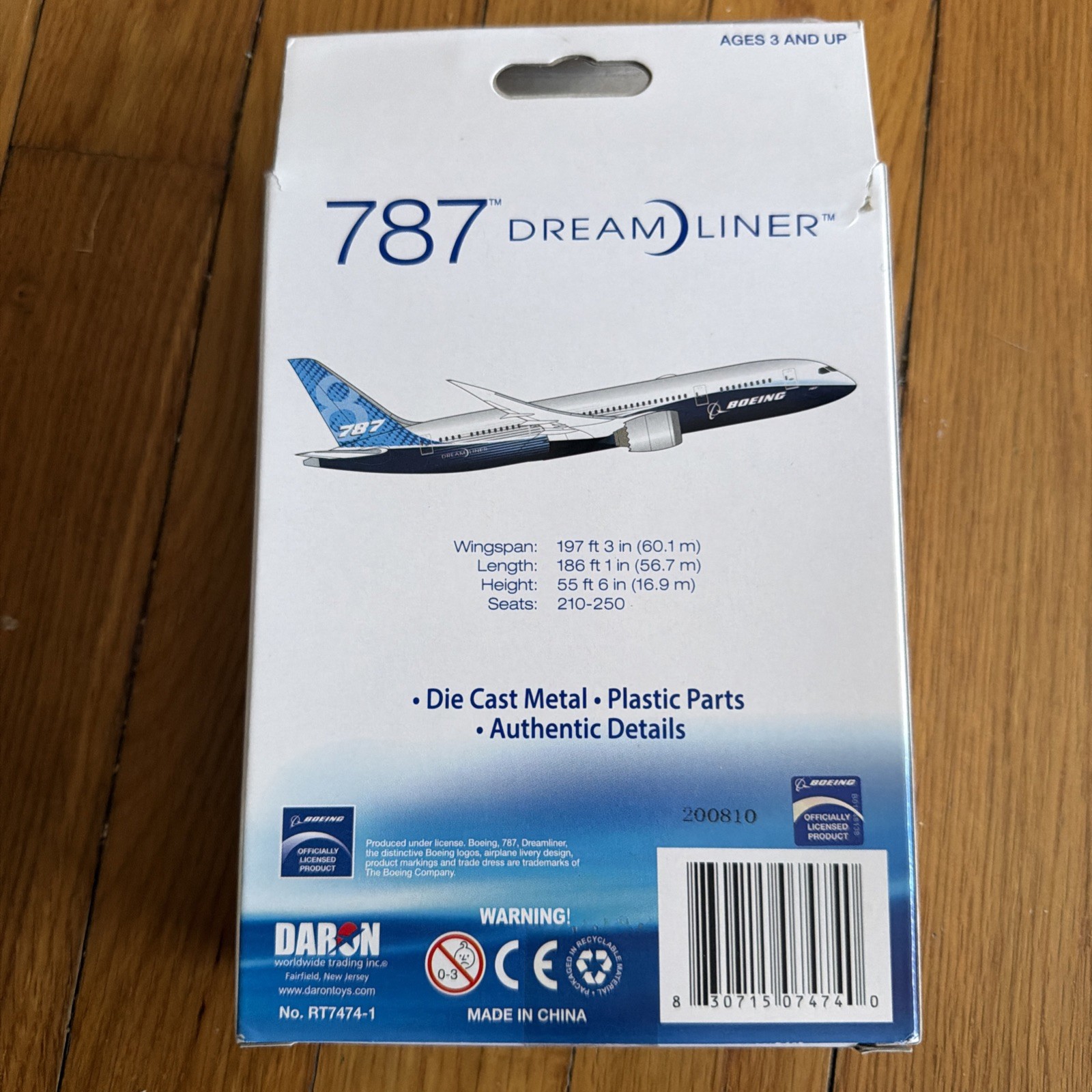 Boeing 787 DreamLiner Airplane 5″ Wingspan Daron Toys Die-cast Used W Box Nice