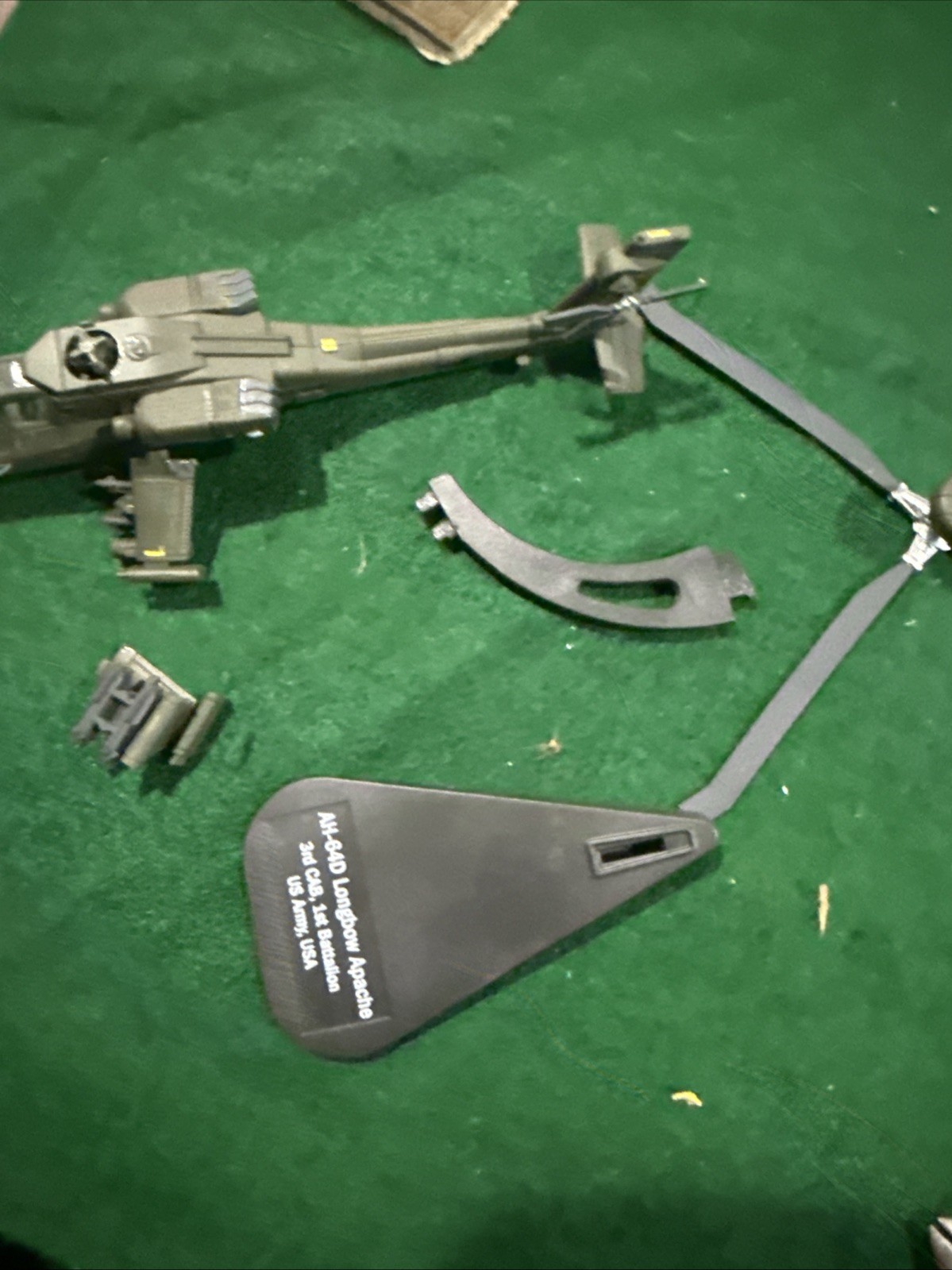 Italeri AH-64D Longbow Apache 1/72 Model US Army 1st Air Cavalry