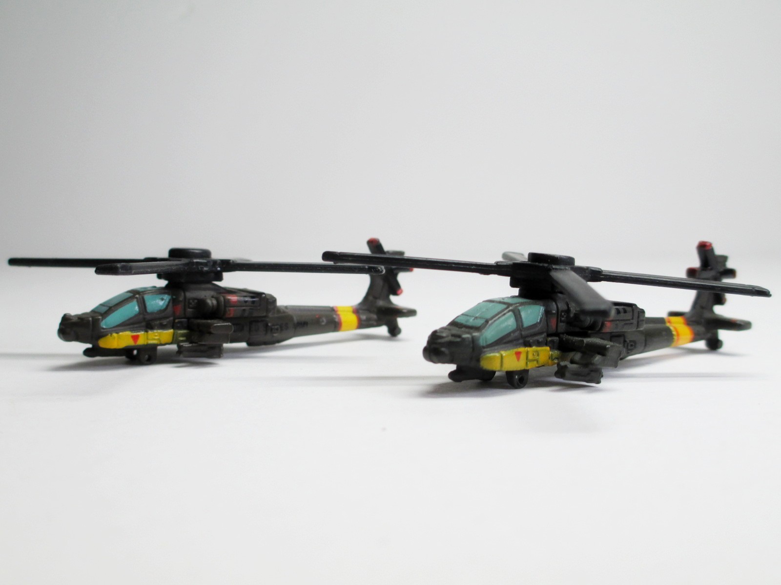Micro Machines Military AH-64A Apache Attack US Army Helicopters Galoob Lot
