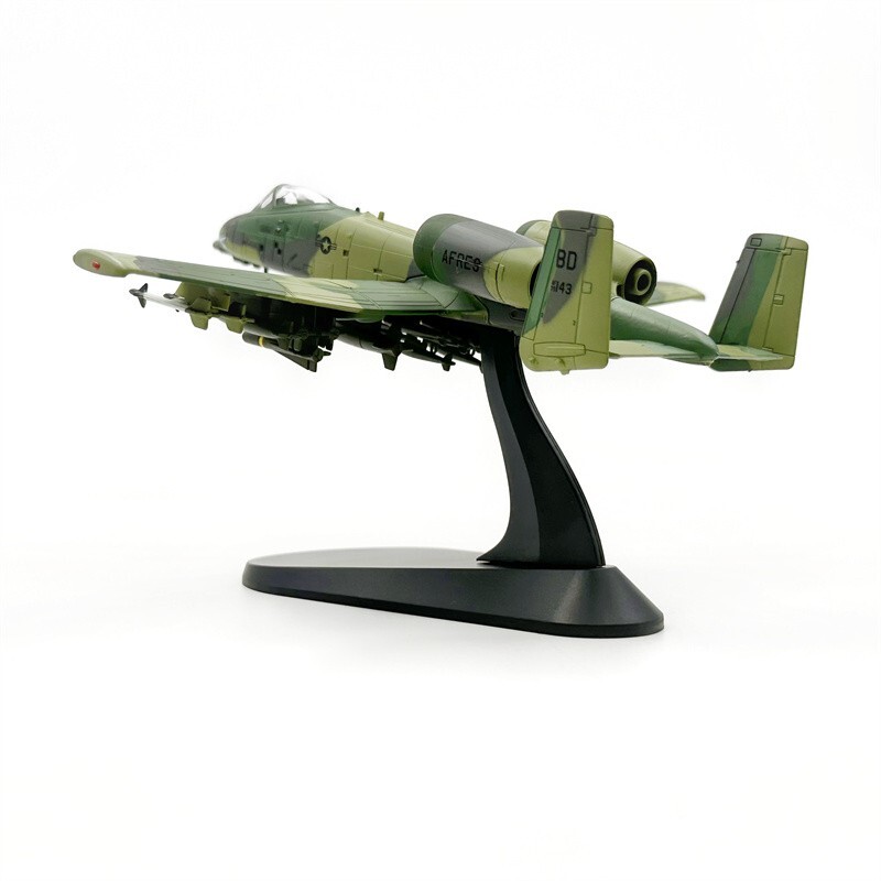 Wltk 1/100 USAF A-10A Thunderbolt Warthog Camouflage Diecast Model Exquisite Ver