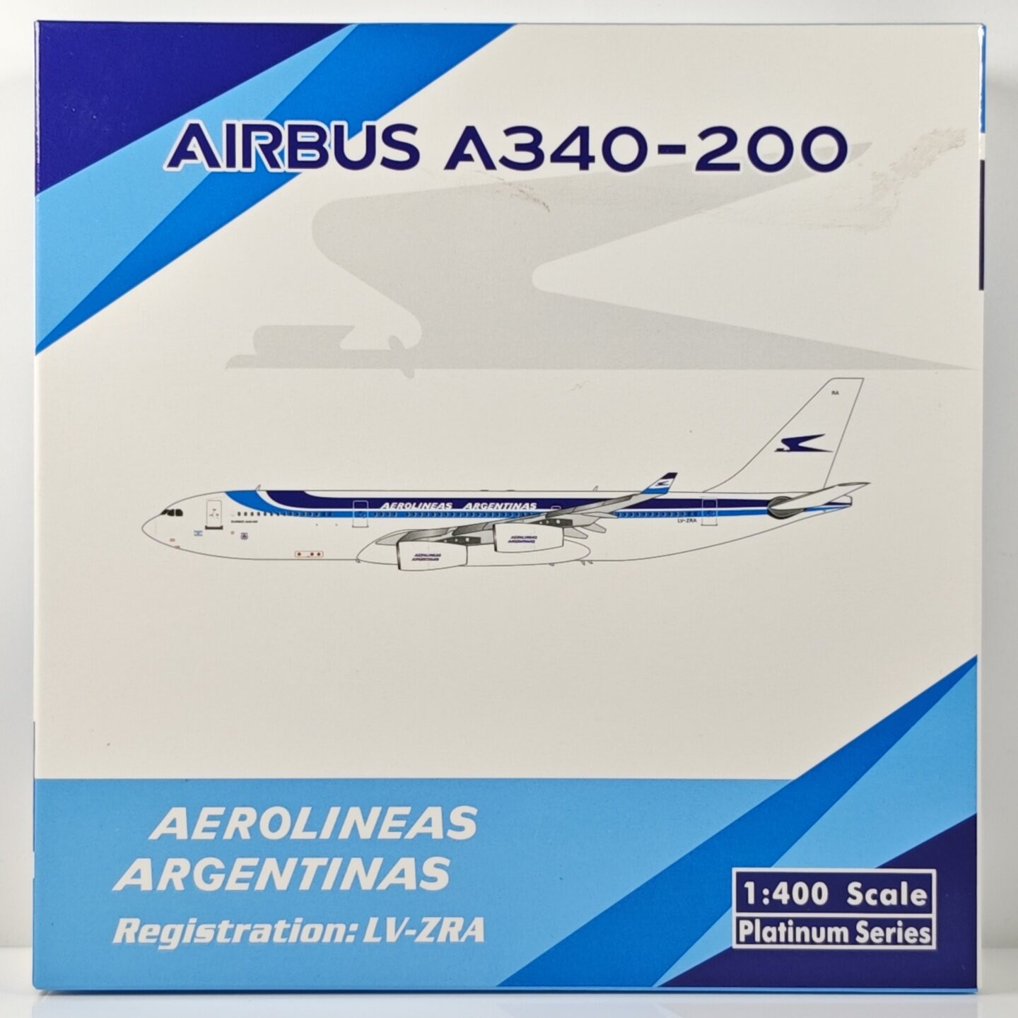 Phoenix 11866 1:400 Aerolineas Argentinas A340-200 LV-ZRA Alloy Aircraft Model