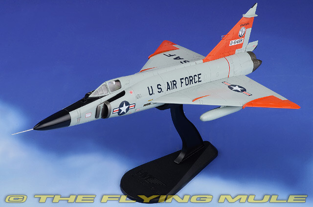 Hobby Master 1:72 F-102A Delta Dagger USAF 148th FIG, 179th FIS MN ANG Bulldogs