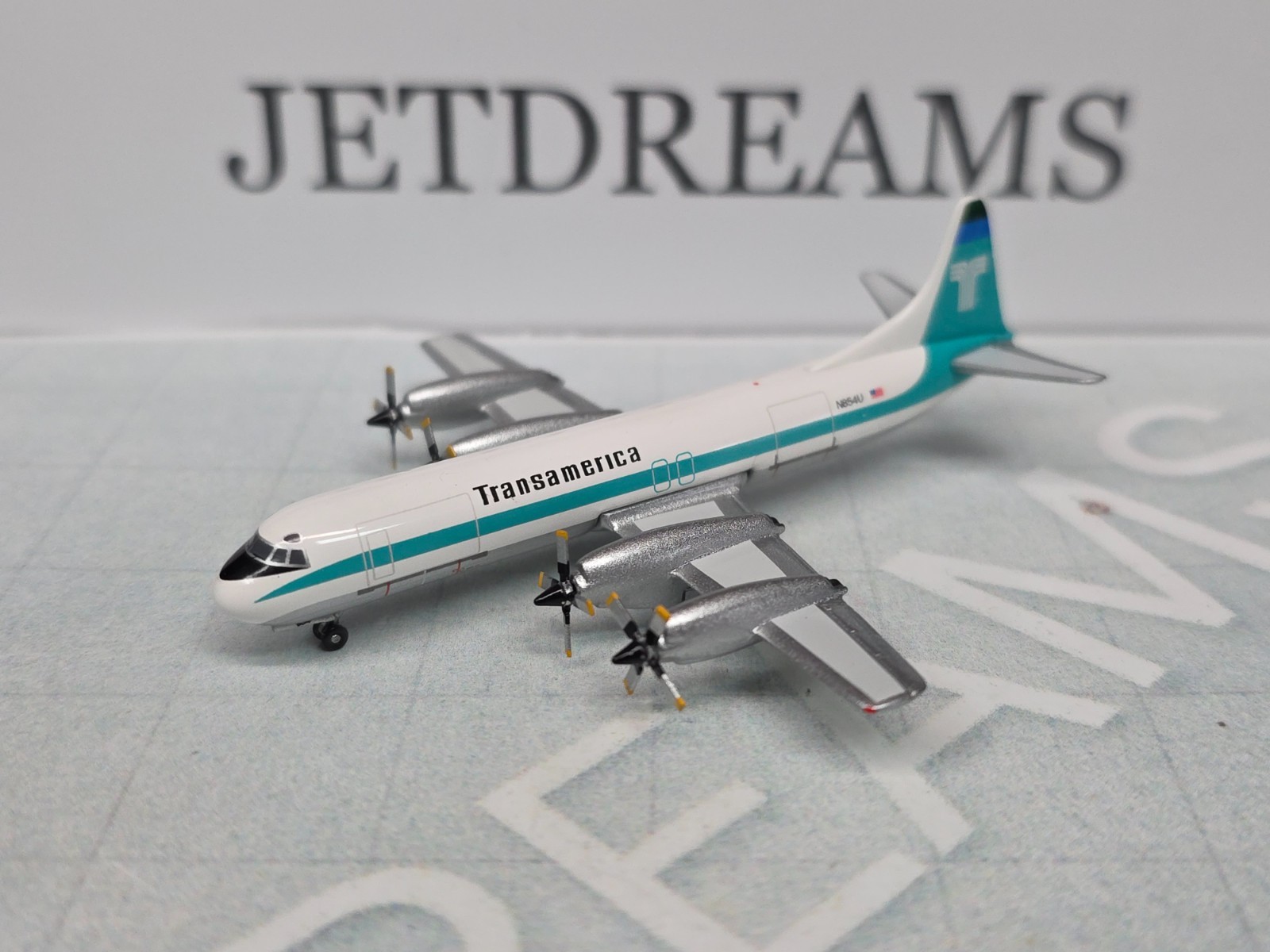 1/400 TRANSAMERICA LOCKHEED L-188 / 188CF 1970’S COLORS N854U AEROCLASSICS