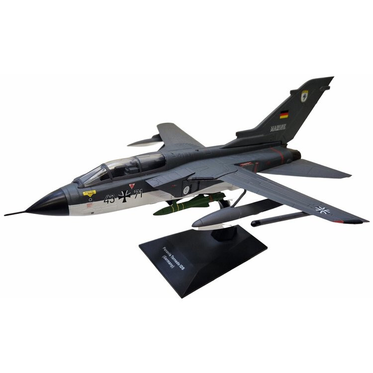 Panavia PA-200 Tornado 43-71 Marineflieger Jet Fighter Aircraft 1:72 Model