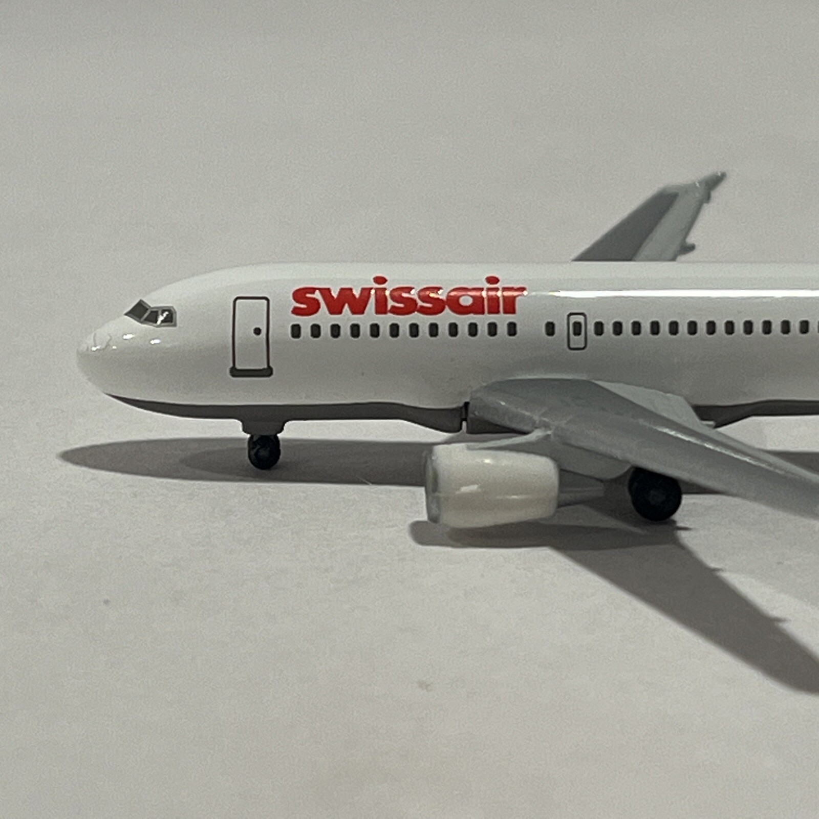 1:500 Herpa Swissair Swiss Airlines Airbus A319 Jet Scale Model Wings Airplane