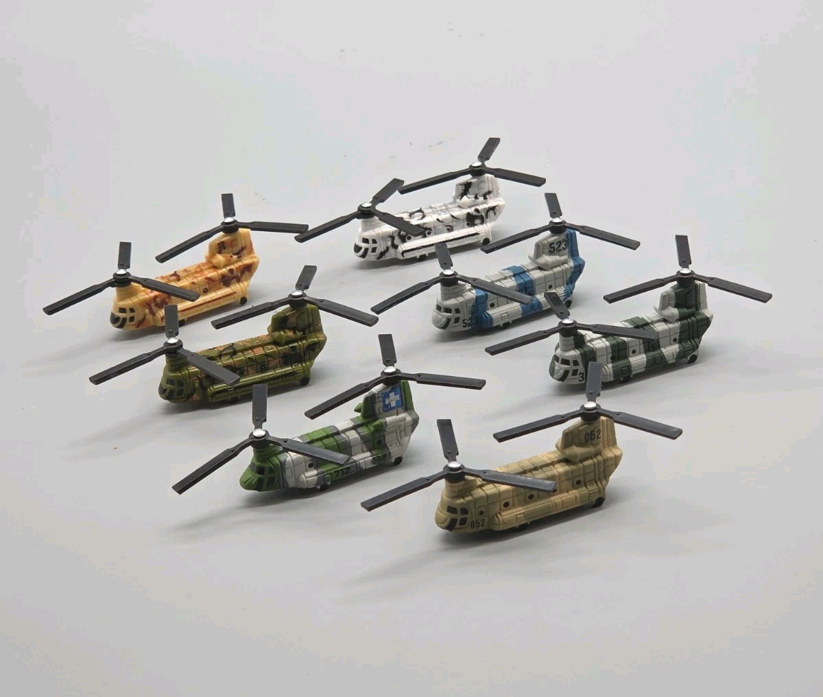 Hot Wheels Planet Micro CH-47 Chinook Transport Helicopter Military Lot Of 7