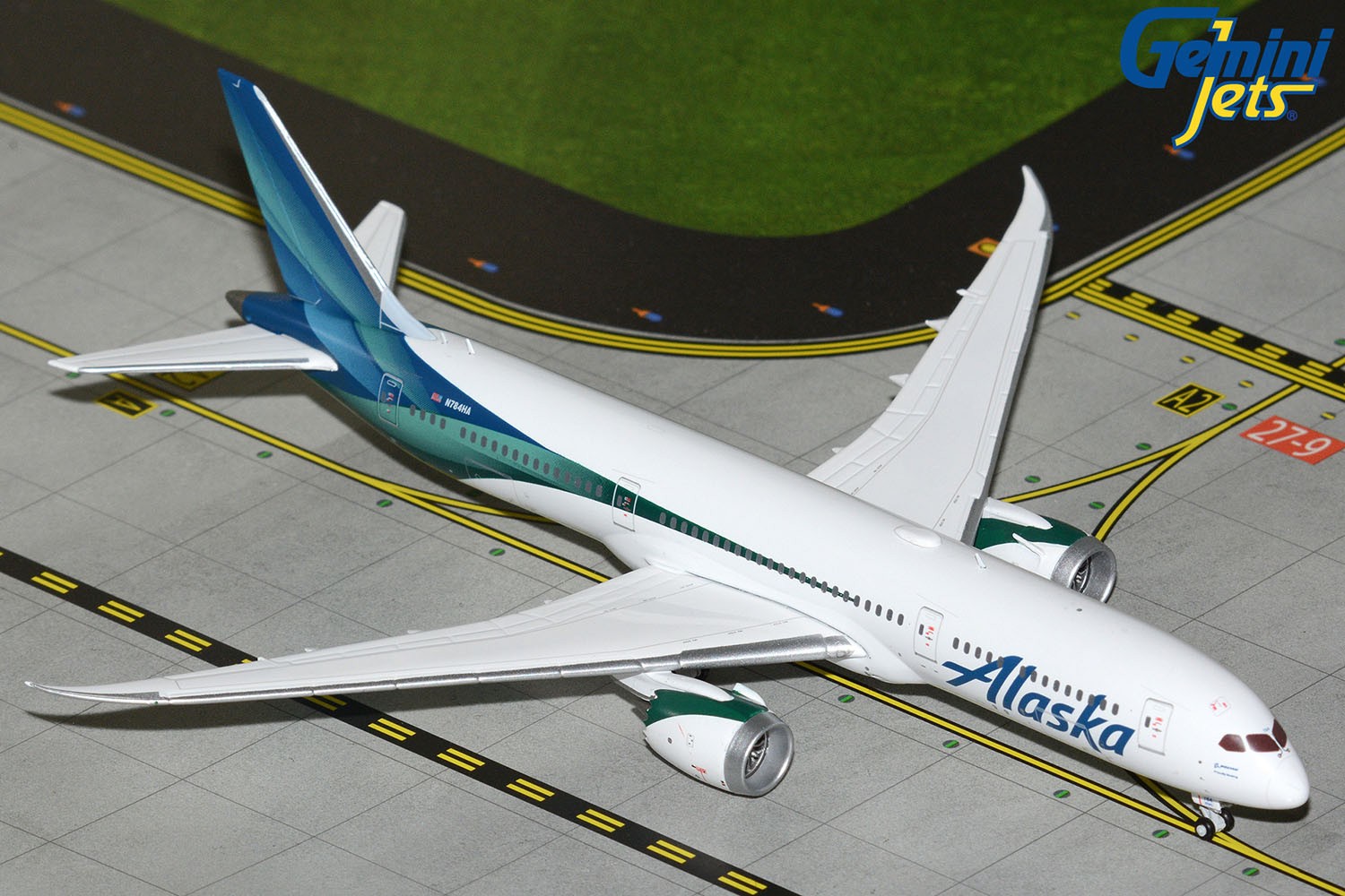 GeminiJets 1:400 Alaska Airlines Boeing 787-9 N784HA GJASA2400 IN STOCK