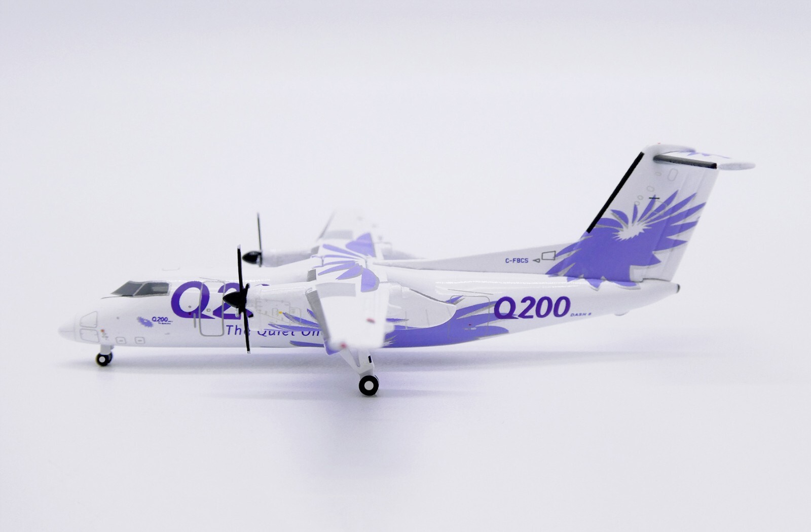 JC Wings 1/400 LH4295 House Color De Havilland Canada Bombardier Dash 8-Q200
