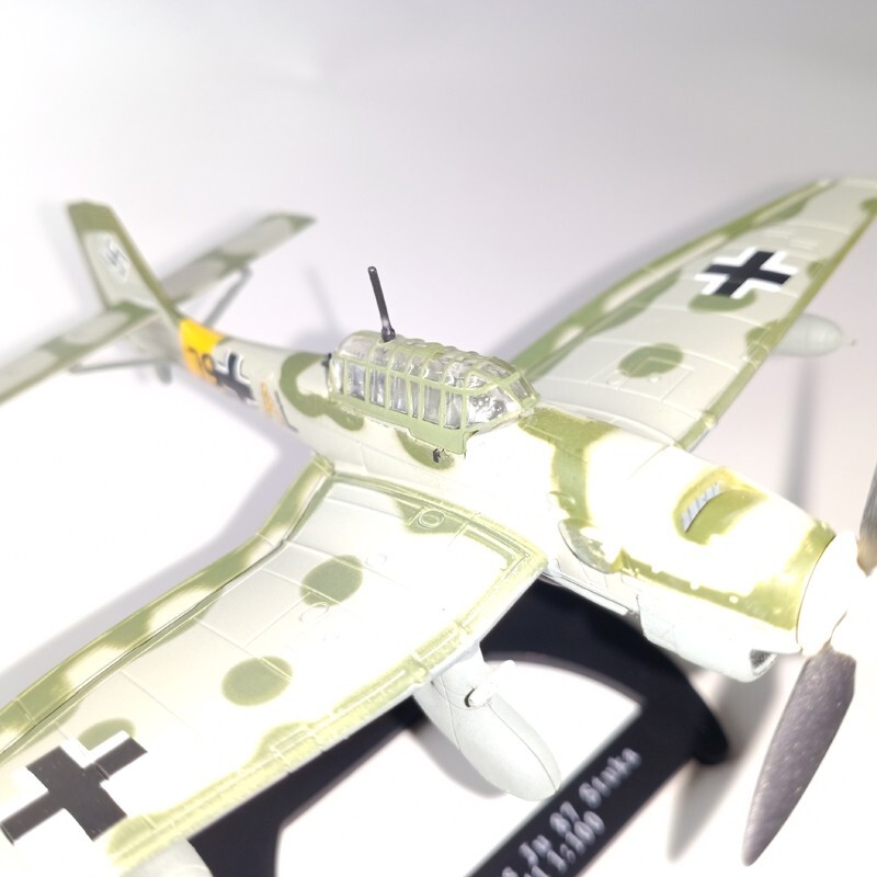 1:100 Scale Alloy Diecast Military Model WW2 Junkers JU 87 Stuka Bomber Aircraft