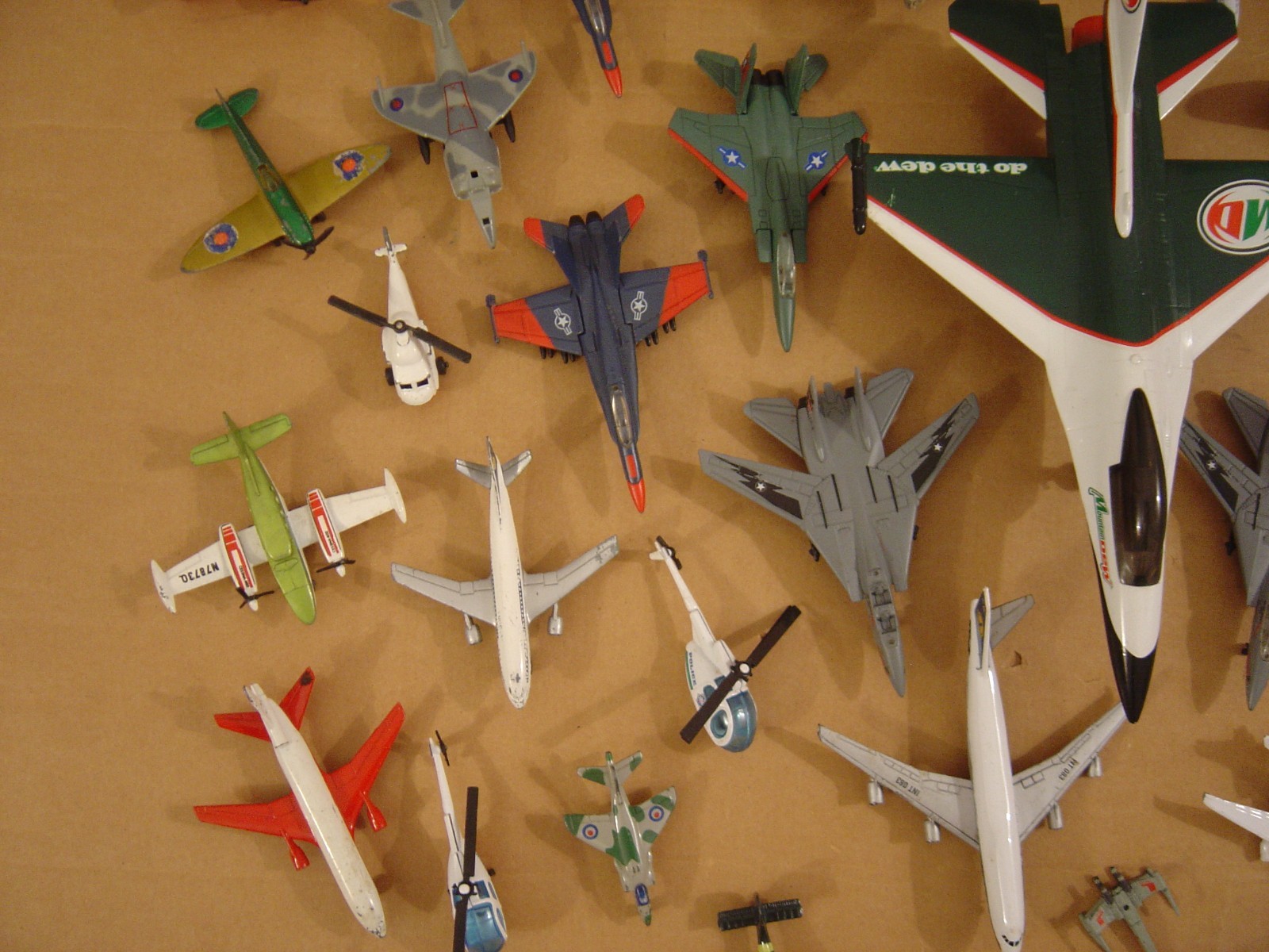 Diecast Planes Lot Of 41 Assorted Mixed Airplanes, Jets, Helicopters – As Is