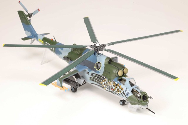 ZJ07-03 Bless Wing Mi-24V Hind-E 1/48 Model Czech Air Force 221st Sqn