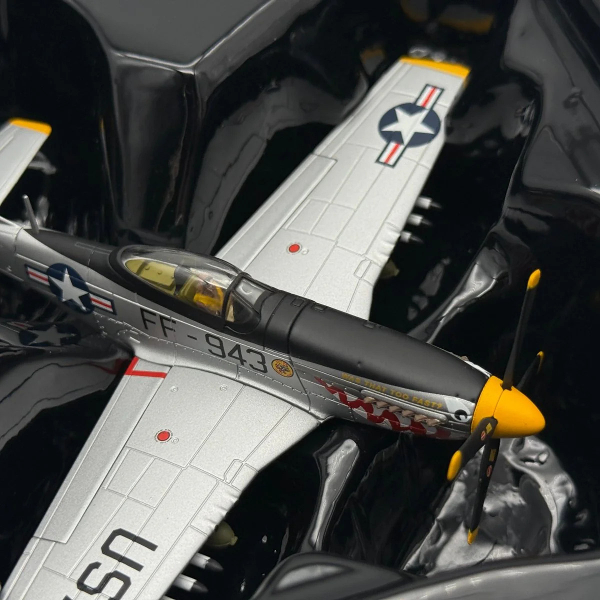 Corgi AA27702 1:72 F-51D Mustang USAF 18th FBG ‘Was that too fast?’ 1951