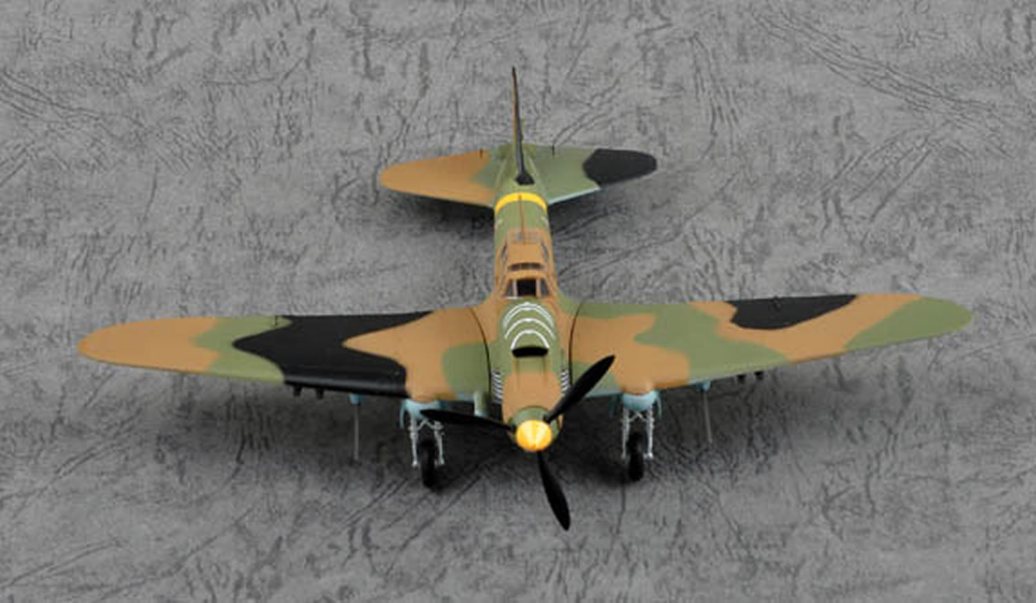 Easy Model 1/72 Soviet IL-2M3 Yellow 25 Plastic Fighter Model #36413