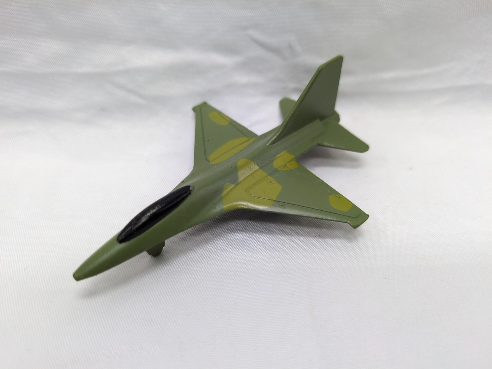 WWII Green Camo Military Fighter Jet Diecast Plane 3″