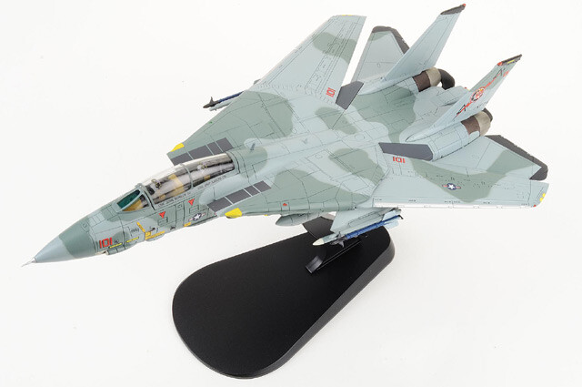 HA5247 Hobby Master F-14B Tomcat 1/72 Model AA101 USN VF-74 Be-Devilers