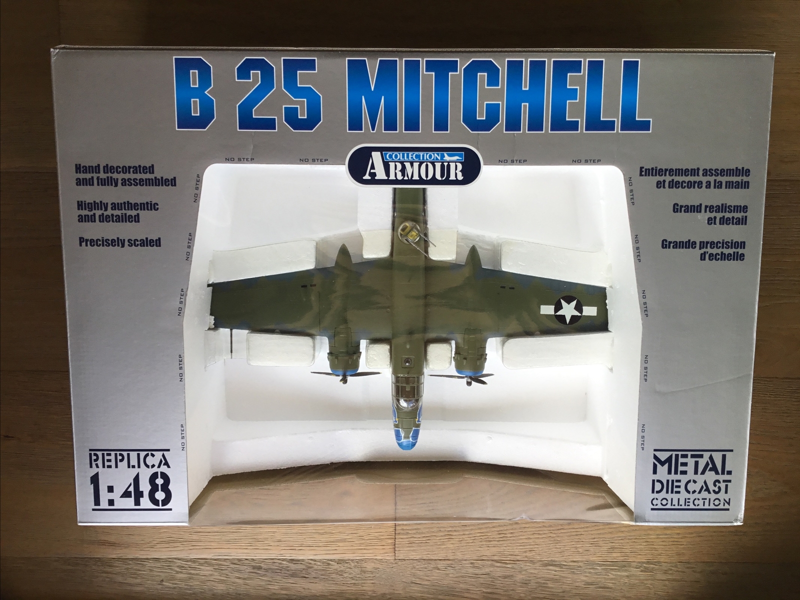 Armour CDC 98300 B11B569 B-25 Mitchell Medium Bomber “Hells Bells” 1/48 New