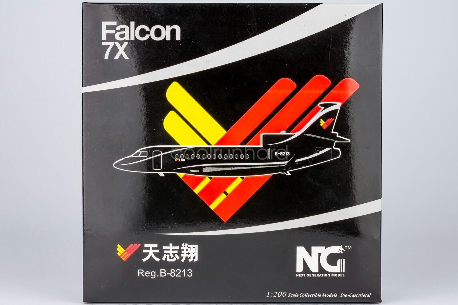 1:200 NG71025 Private Jet Dassault Falcon 7X B-8213 Aircraft Model