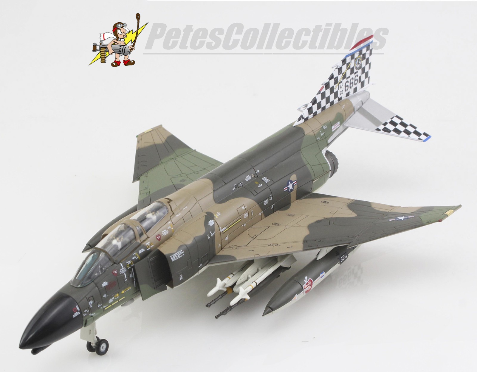 Hobby Master HA19082 F-4D Phantom II Wiliam Tell 57th FIS USAF Iceland 1977 1:72