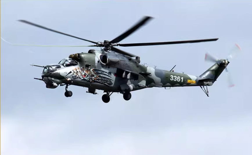 1:48 BLESS Czech Air Force Mi-24V Hind NTM 2011 Attack Helicopter Diecast Model