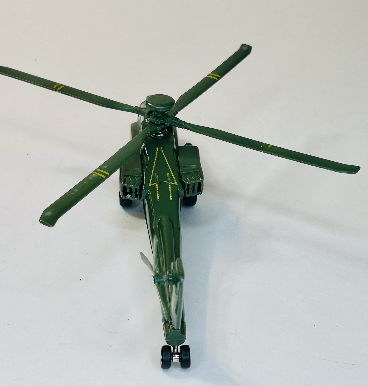 PMT Holdings Diecast US Army Chopper Helicopter Pullback Friction Toy
