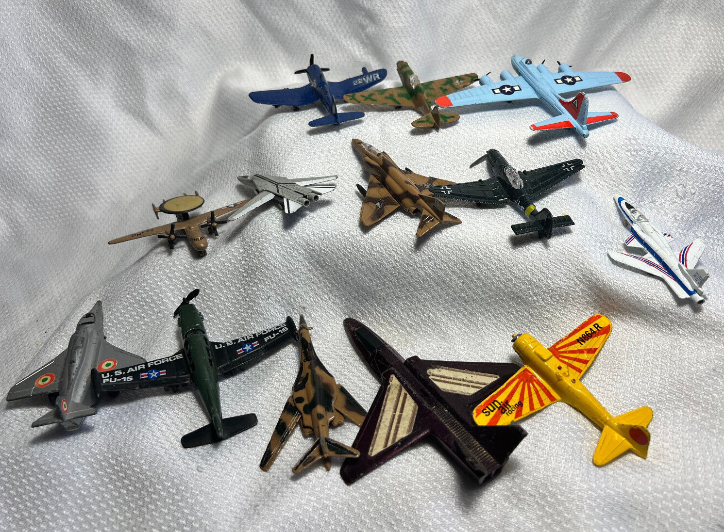 Vtg Mixed Brand Lot Of Diecast Toy Military Airplane Jets Airforce Navy Marines