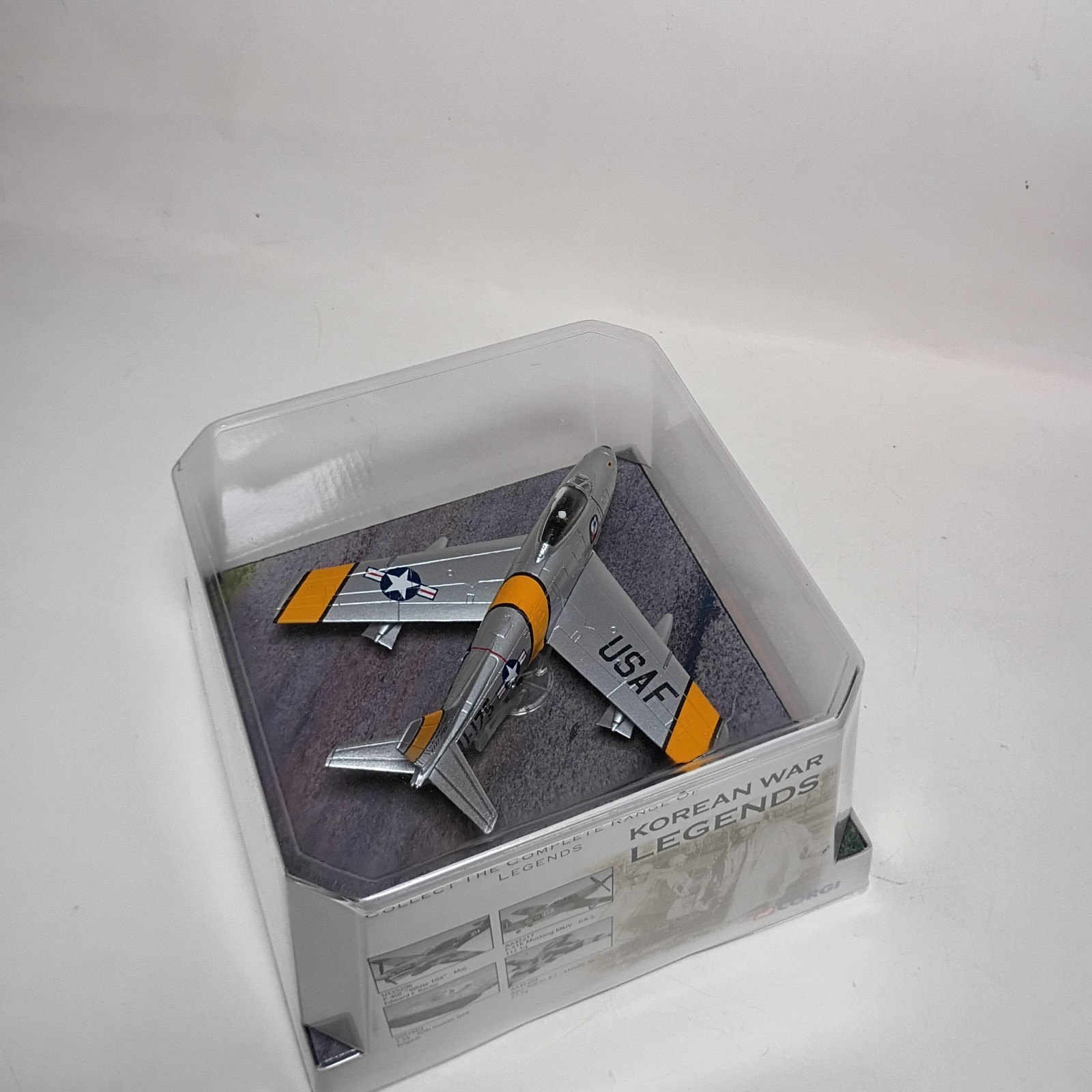 Corgi US35807 F86A Sabre LT- Joseph Fields 336th South Korea 1952 scale 1:72