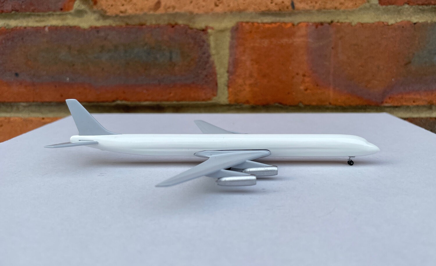 AeroClassics n/a (blank model) DC-8-63 n/a 1:400 RARE