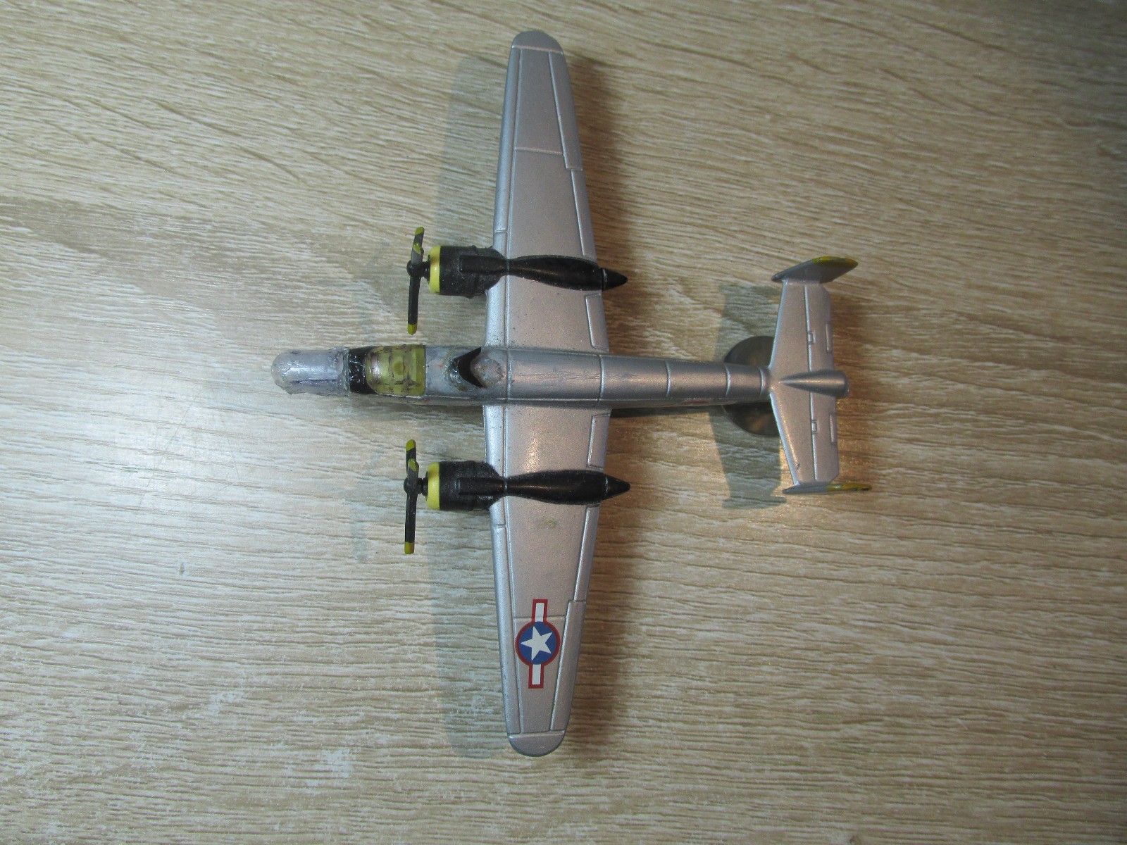 1/150 Racing Champs B-25 Mitchell Gen Hap Arnold “Miss Hap” Bomber DieCast WWII