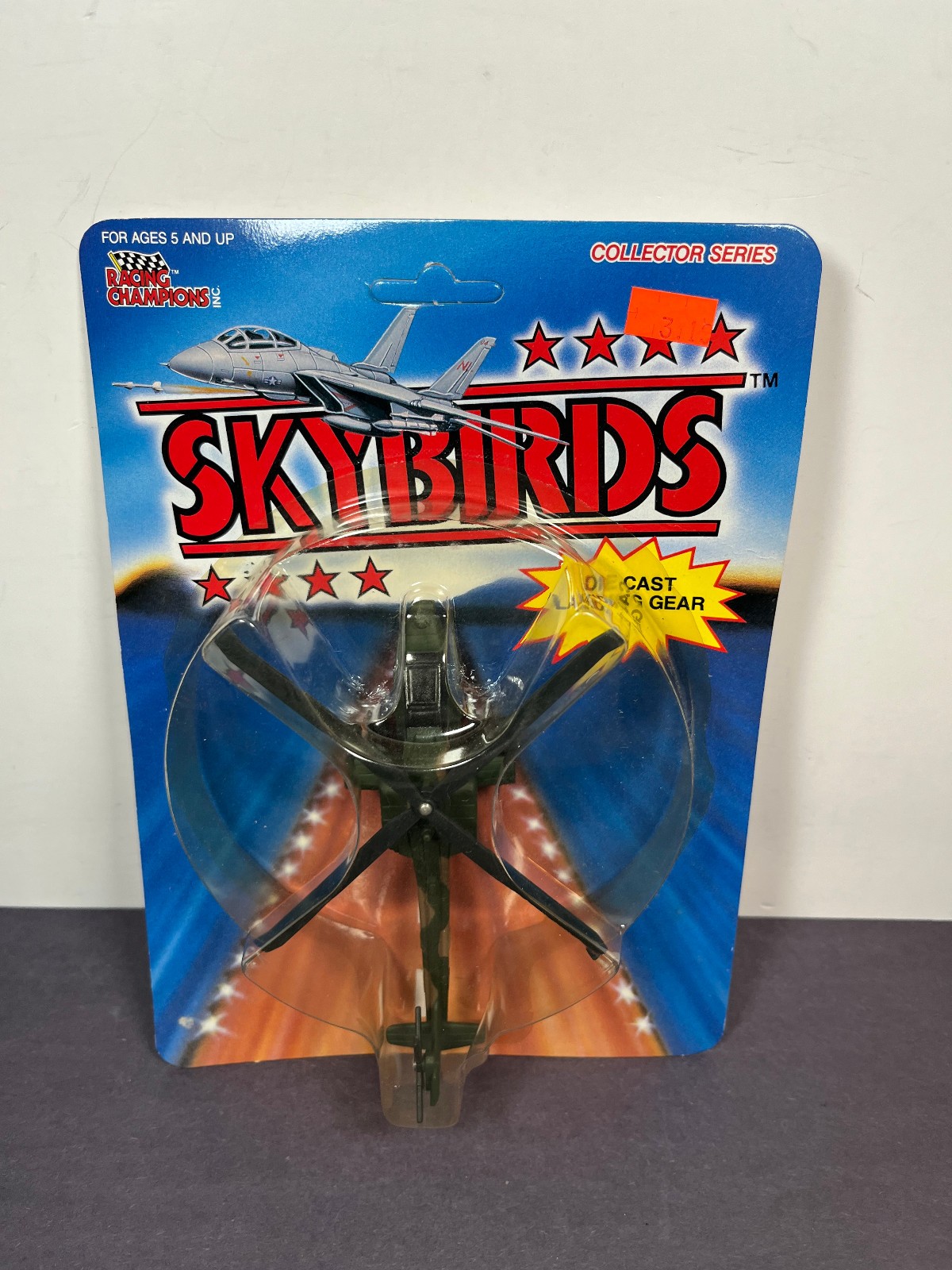 Racing Champions Skybirds HUGHES AH-64A APACHE Helicopter Die-cast Green Camo