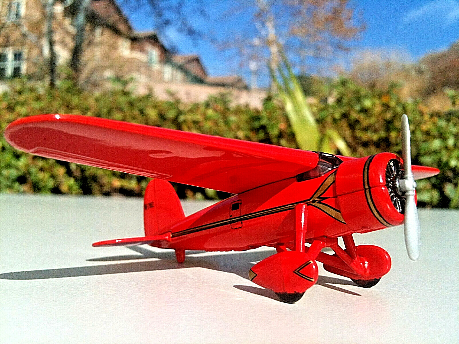 Corgi Lockheed Vega Amelia Earhart, May 20th 1932 Die-cast Showcase 1:120 Scale