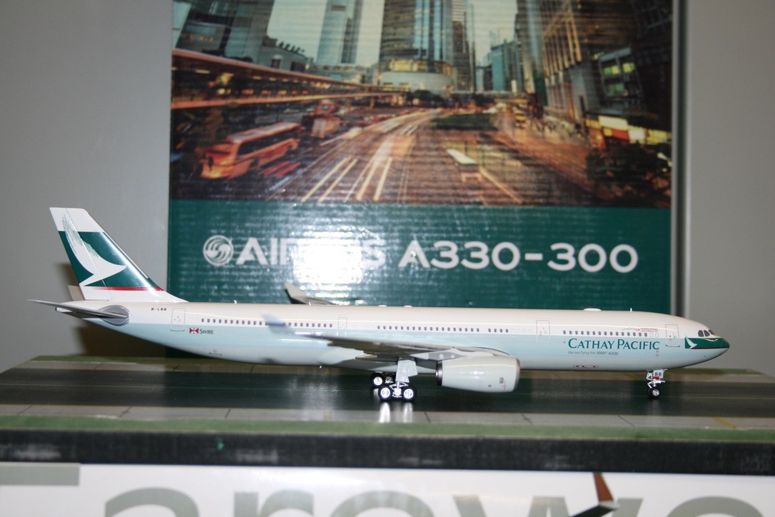 Phoenix/Eagle 1:200 Cathay Pacific Airbus A330-300 L-LBB (100014) ‘1000th A330’