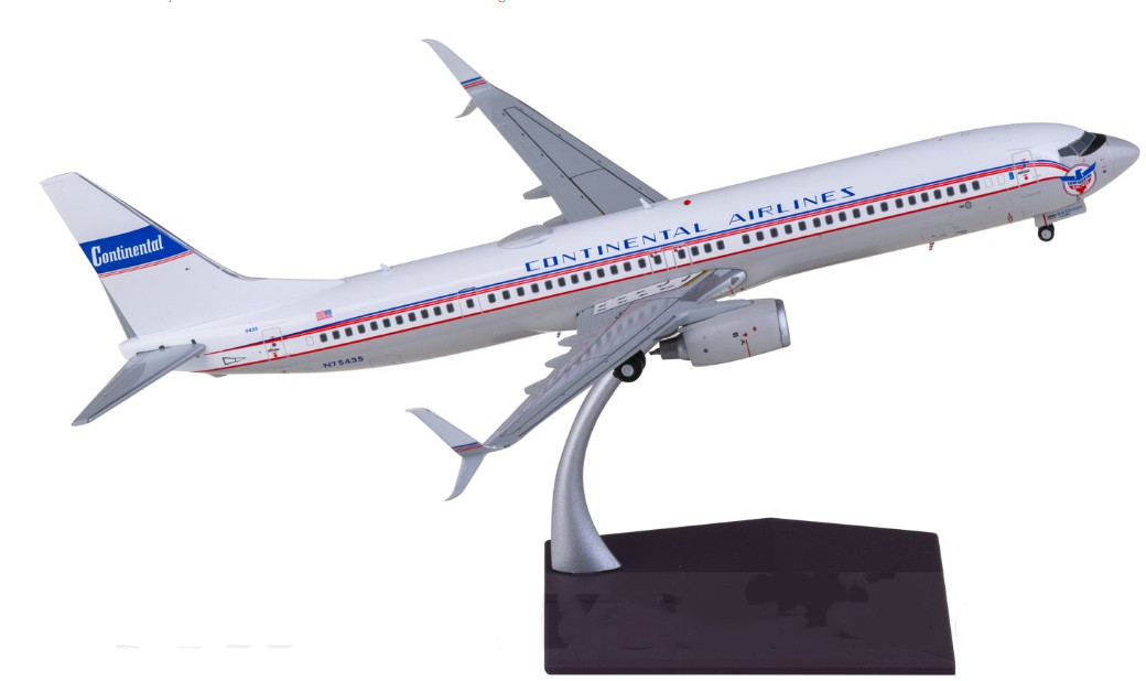 1:200 Geminijets United Airlines B737-900ER Passenger Airplane Diecast Model