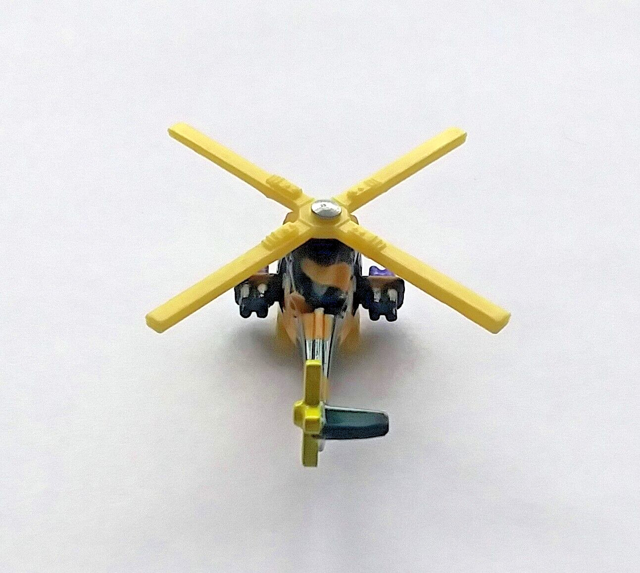 Hot Wheels Micro Lynx Helicopter Gunship, a VERY Unusual Color Version Chopper