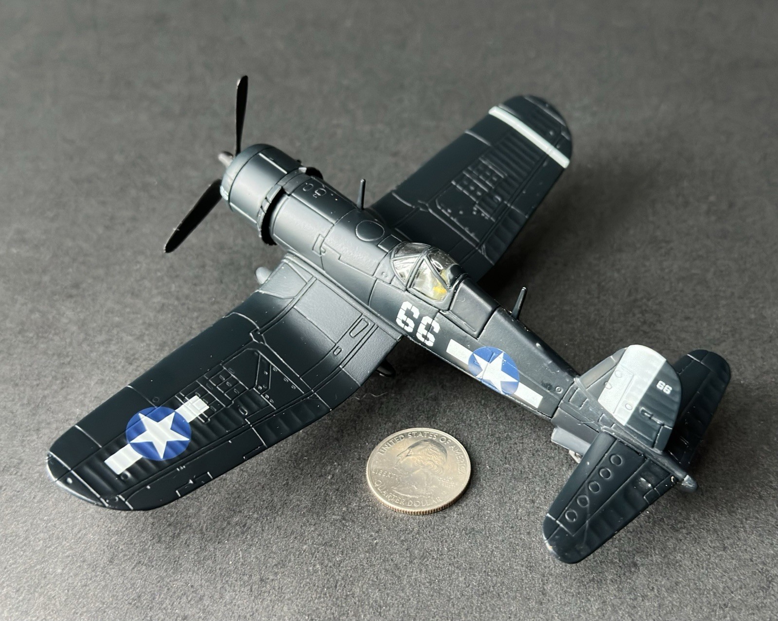 Corgi 1:72 WWII US Navy F4U-1D Corsair Fighter Plane VF-10 USS Intrepid Diecast