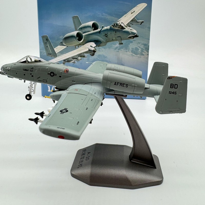 1:100 Diecast Military Model A-10A Thunderbolt II “Warthog” Fighter Collection