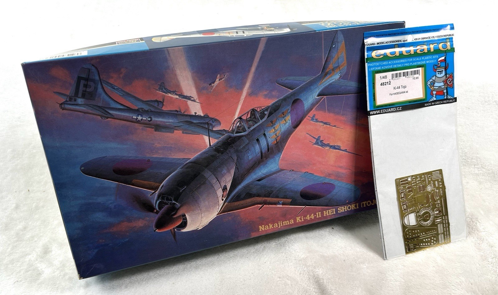 Hasegawa 1/48 Scale Model ~ Nakajima Ki-44-II HEI SHOKI (TOJO) ~ New in Open Box