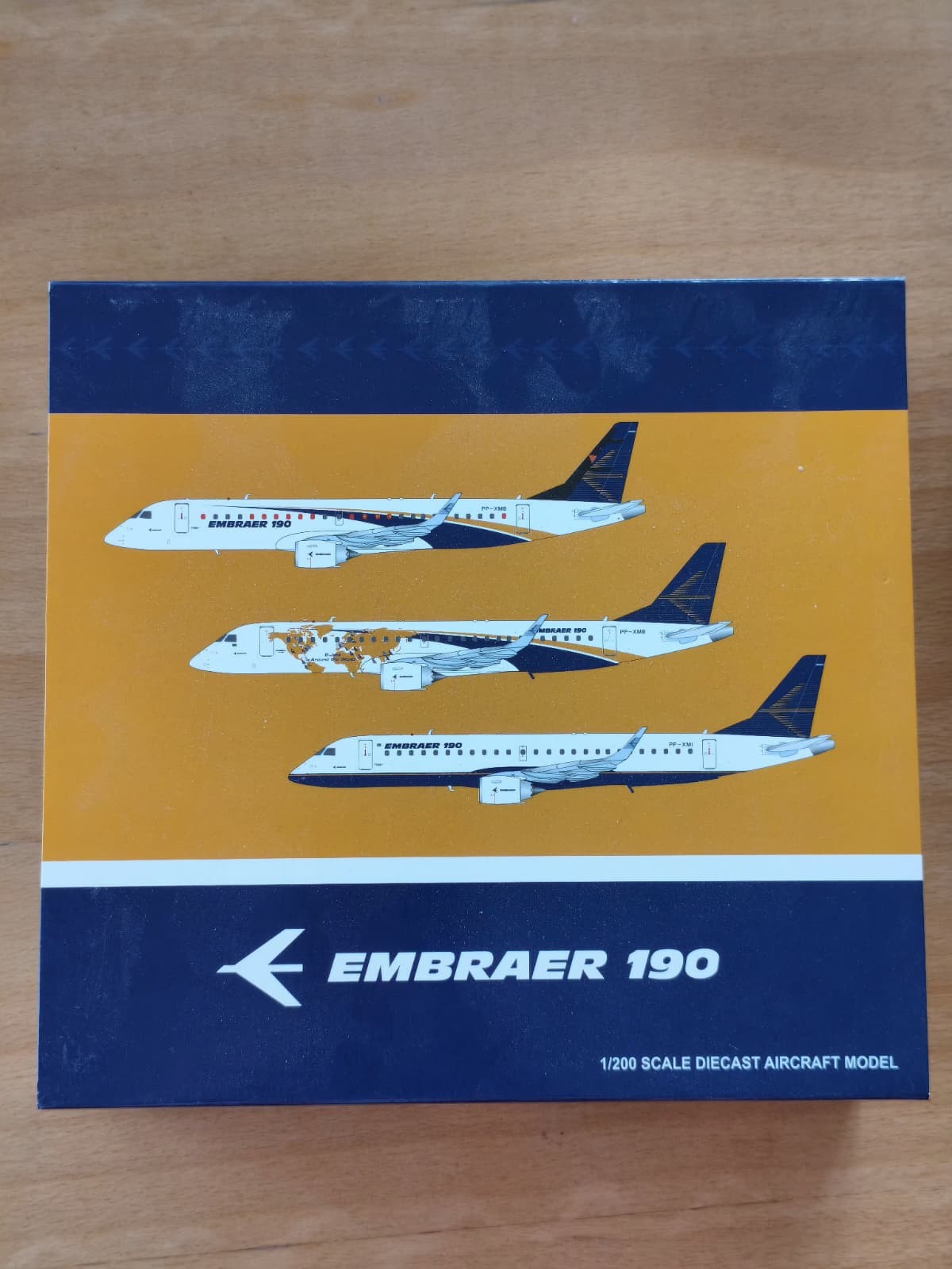 JC Wings LH2218 House Color Embraer 190 PP-XMB model scale 1:200