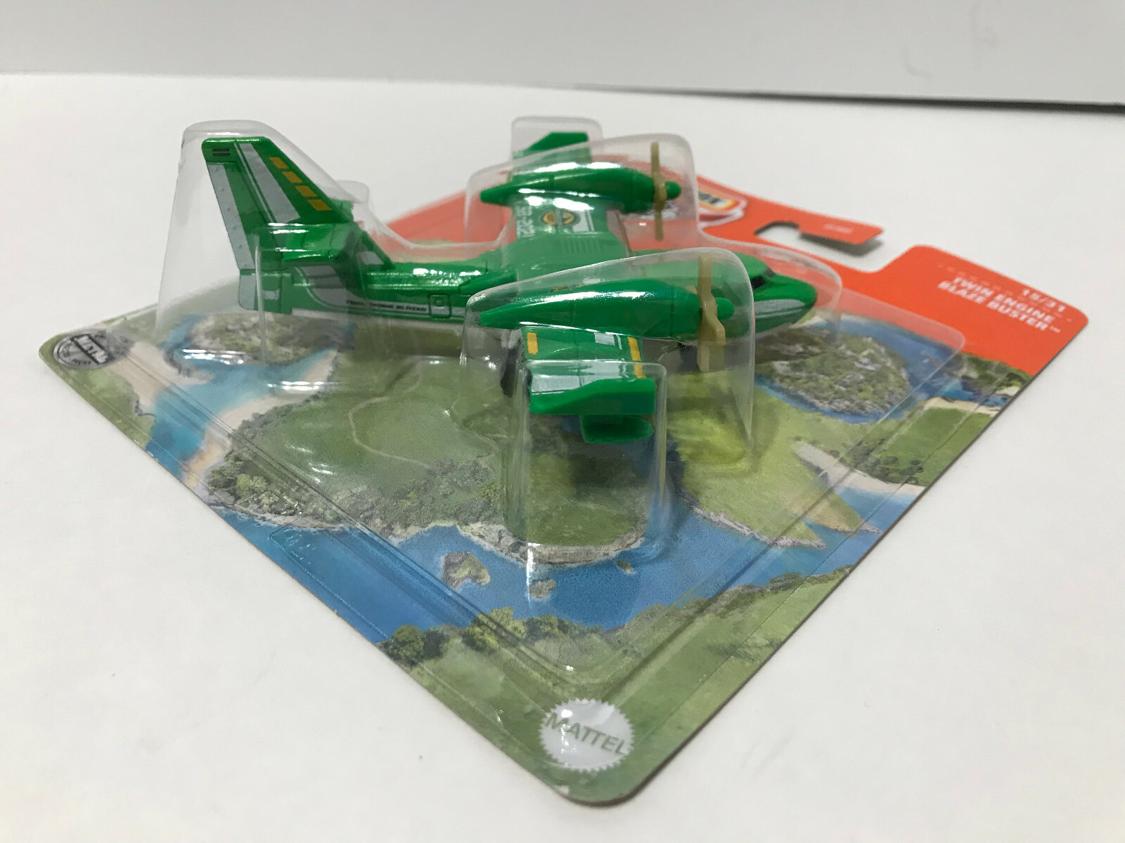 2021 Matchbox Sky Busters #15 Twin Engine Blaze Buster