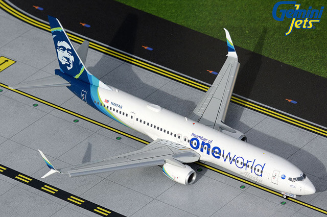 G2ASA1015F GeminiJets 737-900ER 1/200 Model N487AS Alaska Airlines Flaps Down