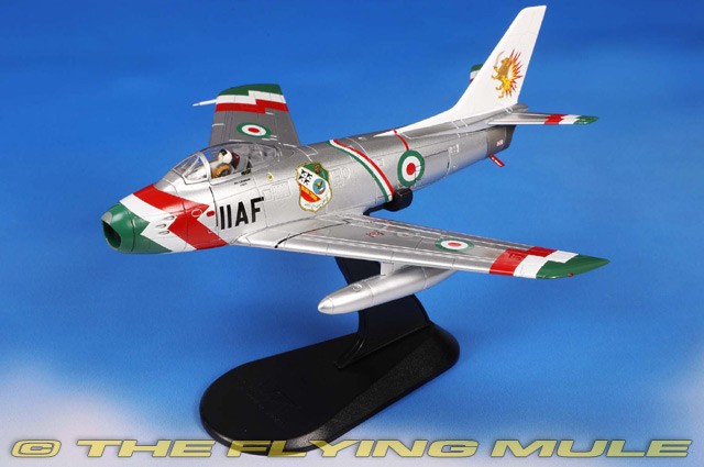 Hobby Master 1:72 F-86F Sabre IIAF Golden Crown Nader Jahanbani