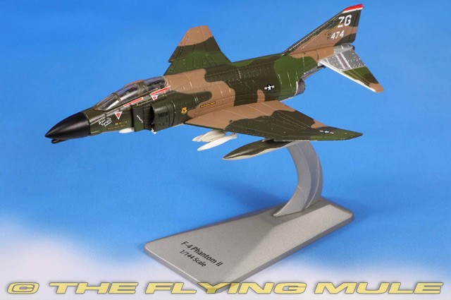Air Force 1 1:144 EF-4C Wild Weasel IV USAF 8th TFW, 67th TFS Brain Damage