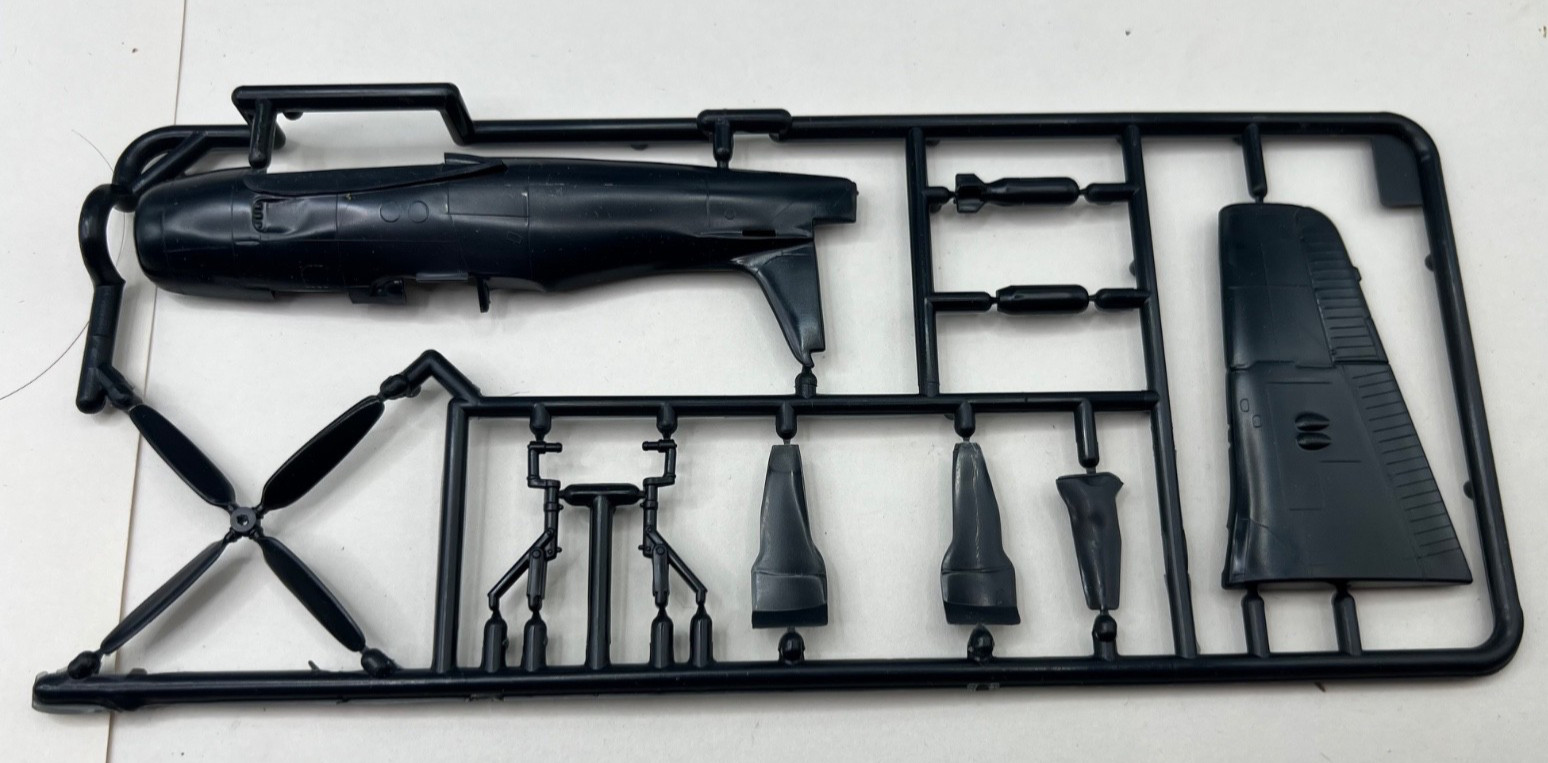 Rare Vintage 1975 Frog 1/72 Scale Grumman F8F-1B Bearcat Naval Fighter Kit