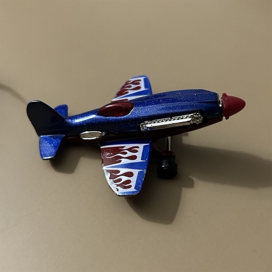 Hot Wheels Red Baron 1:64 Diecast Propeller Plane Blue/Red/White 2012 X1115