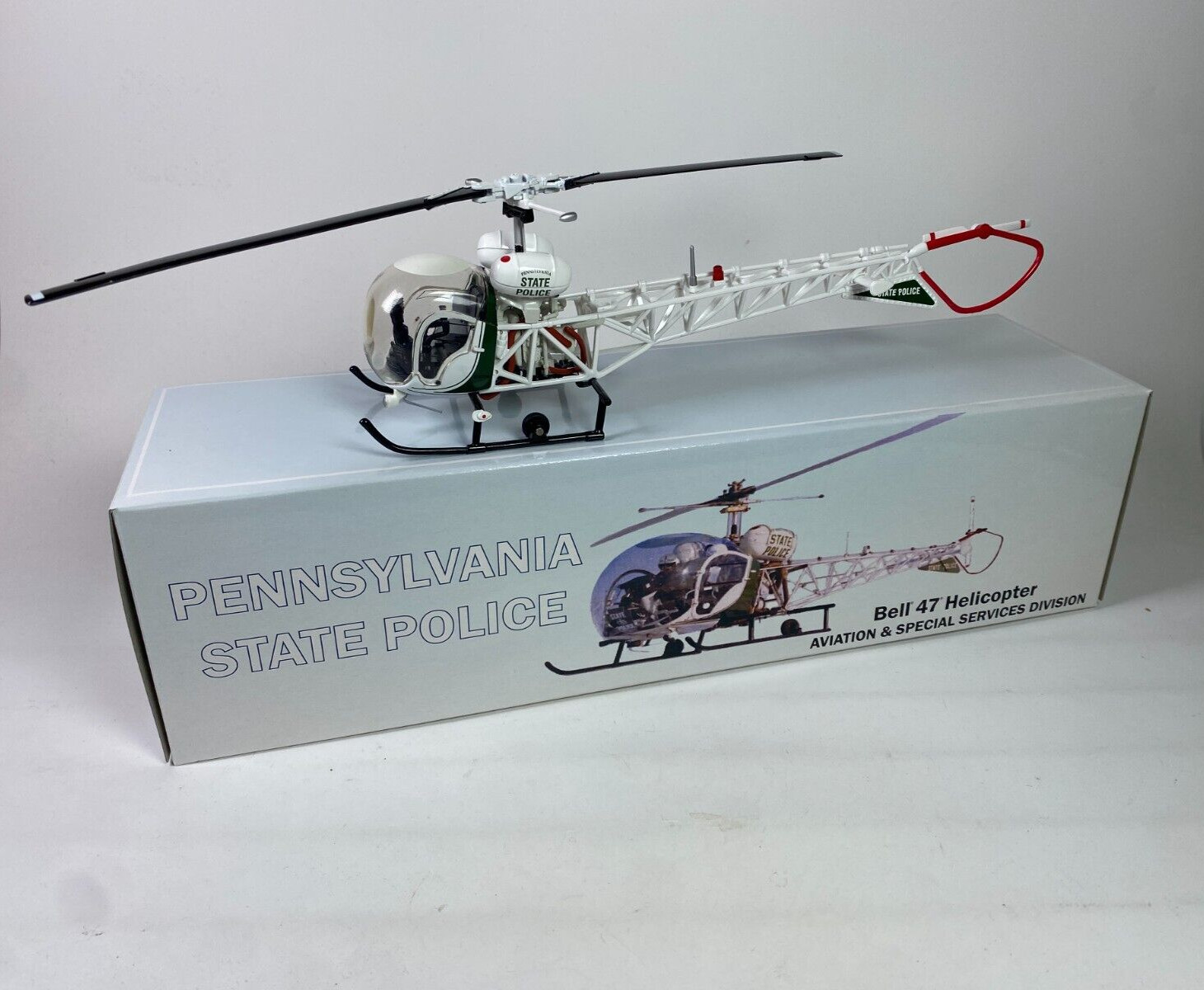 Pennsylvania State Police Bell 47 Helicopter 1:43 Limited Edition First Response