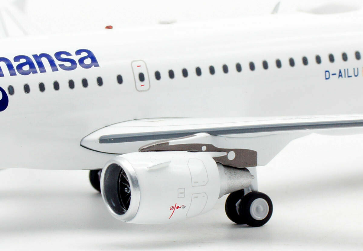 AIRBUS A319-114 LUFTHANSA REG: D-AILU WITH STAND – JFOX JFA319013 1/200