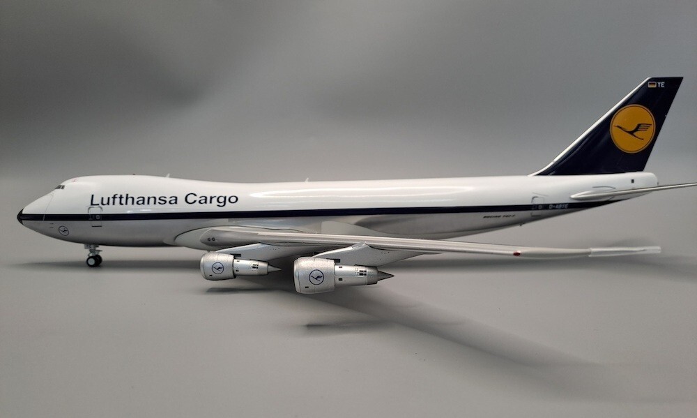 B747-230F LUFTHANSA CARGO (POLISHED) REG: D-ABYE W/STD – JFOX JF7472024P 1/200