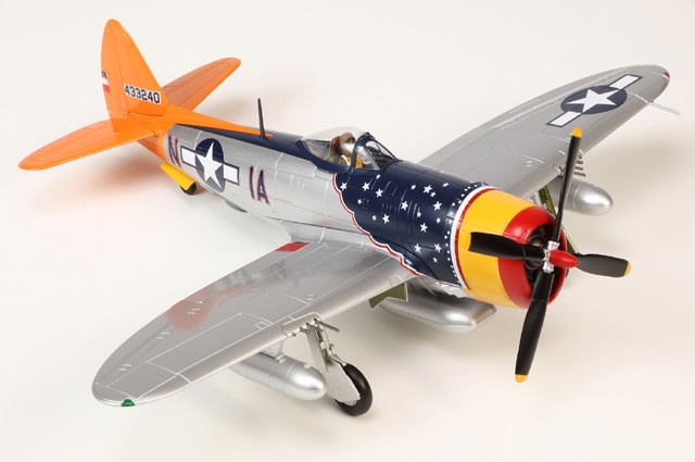 Hobby Master 1/48 P-47D Thunderbolt Tarheel Hal USAAF 358th FG, 366th FG